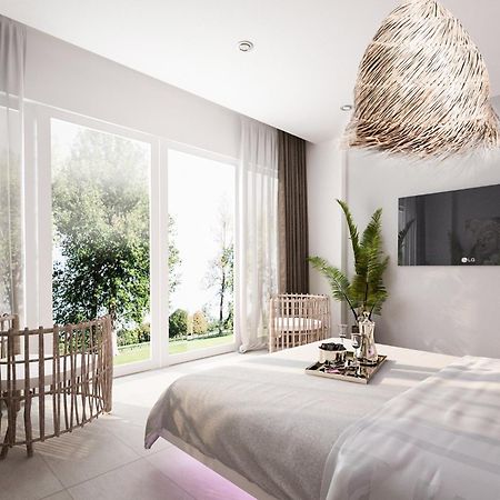 Black Amber Boutique Hotel Лампі Екстер'єр фото